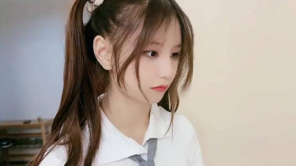 可爱学生肉体贿赂老师得百分-娜美